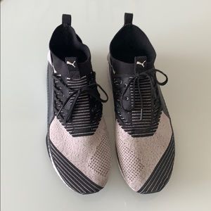 Puma sneakers worn once